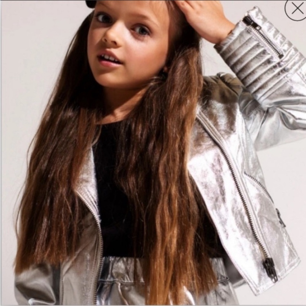 Eve Jnr Silver Metallic Vegan Leather Moto Jacket Size 8